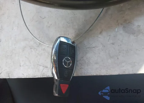 2015 Mercedes-Benz Cla 250 из США, поврежденный, VIN WDDSJ4EB1FN210163